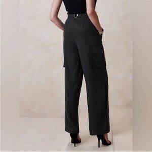 Banana Republic Wide-Leg TENCEL Cargo Pants Black Size 6